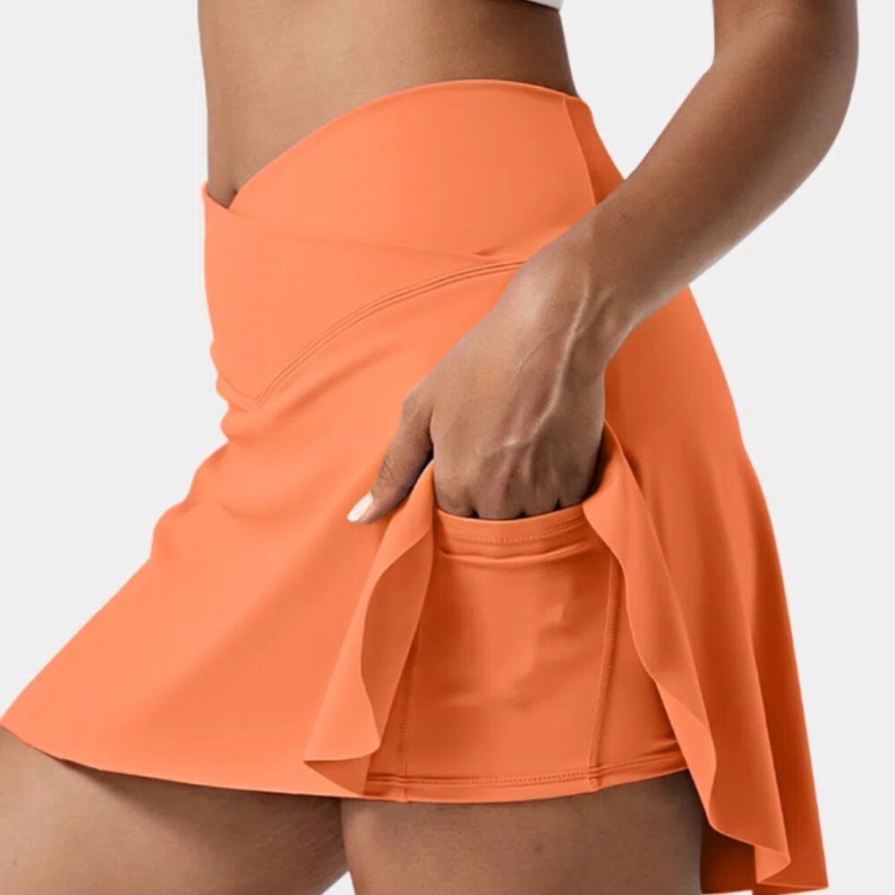 Halara crossover waist skirt / skort - Size XS